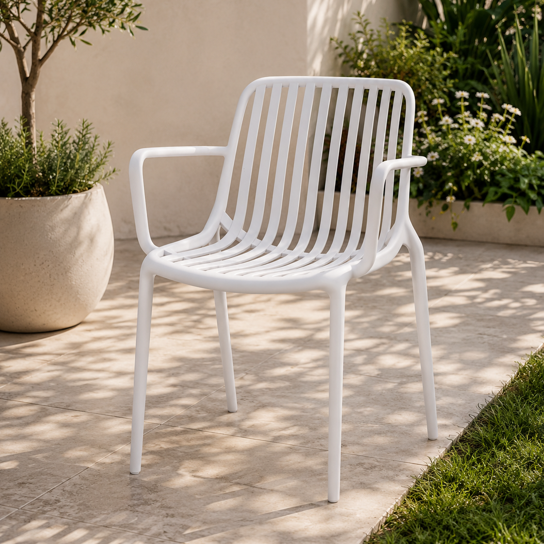 Set de 4 Sillas Modernas Apilables para Interior y Exterior | KOMFORT