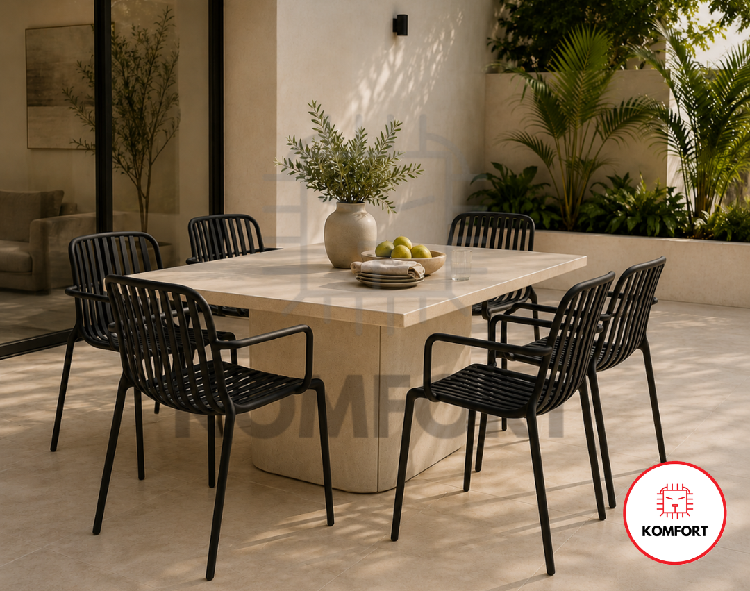 Set de 4 Sillas Modernas Apilables para Interior y Exterior | KOMFORT